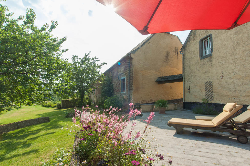 B&B Cense De La Tour Nil Saint-Vincent Bagian luar foto